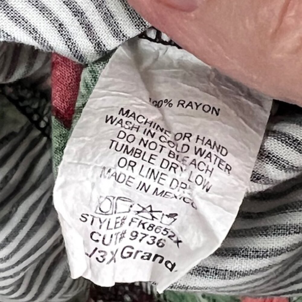 FREE KISSES Casual Blouse Women Scoop Neck Stripes & Roses Tunic Plus Size 3X - Picture 6 of 6